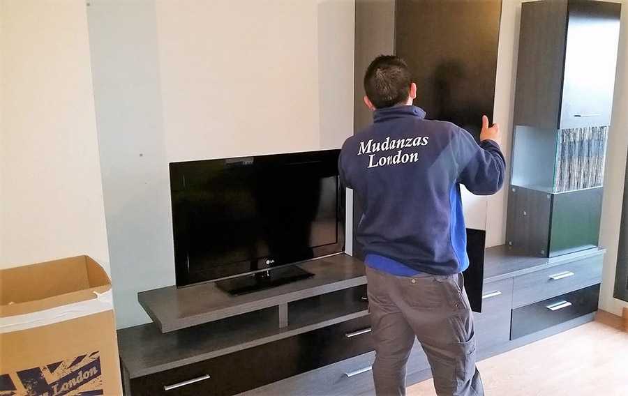 Desarmado de muebles – Mudanzas London